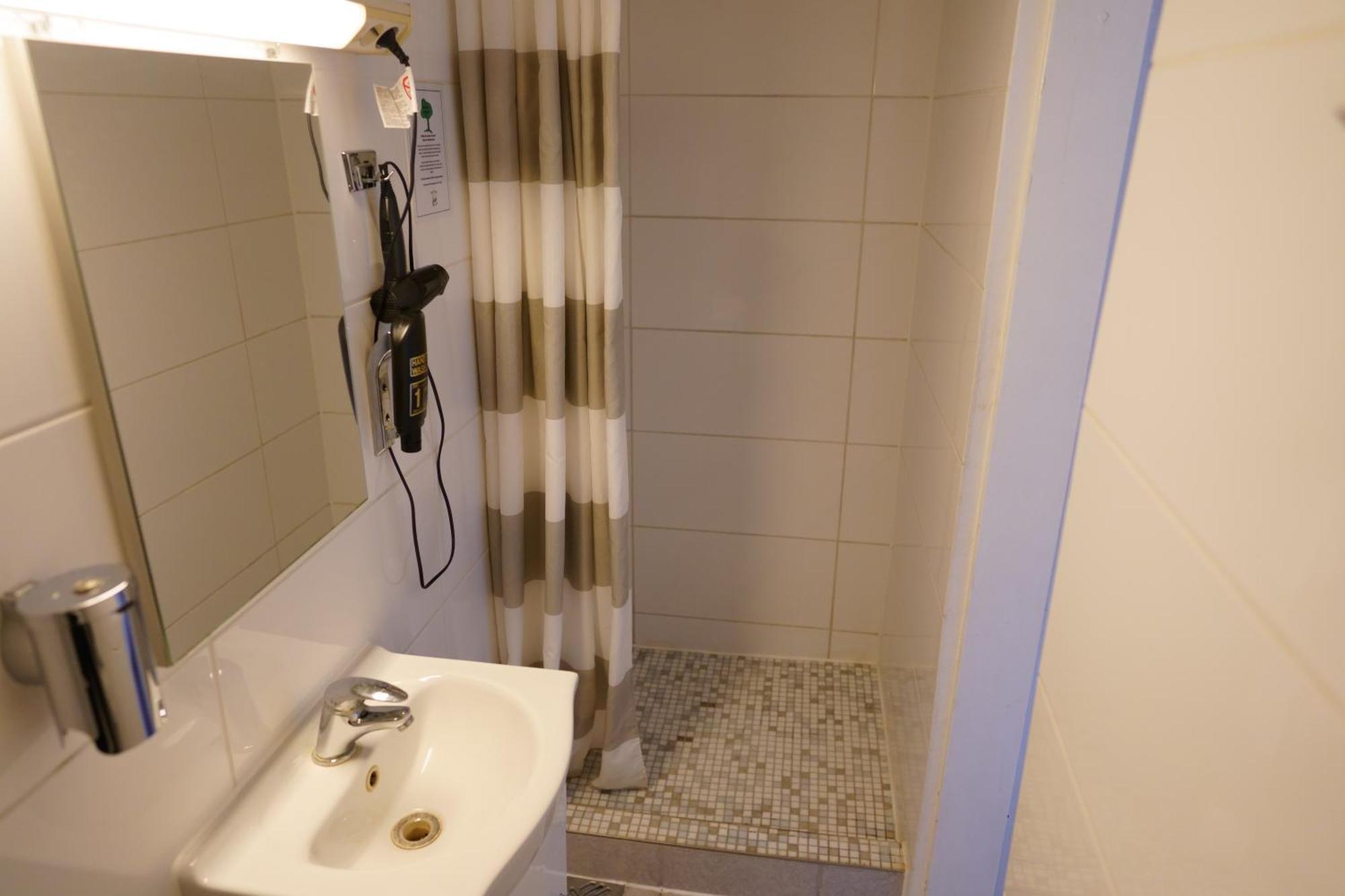 ברלין Hotel Pension Xantener Eck מראה חיצוני תמונה