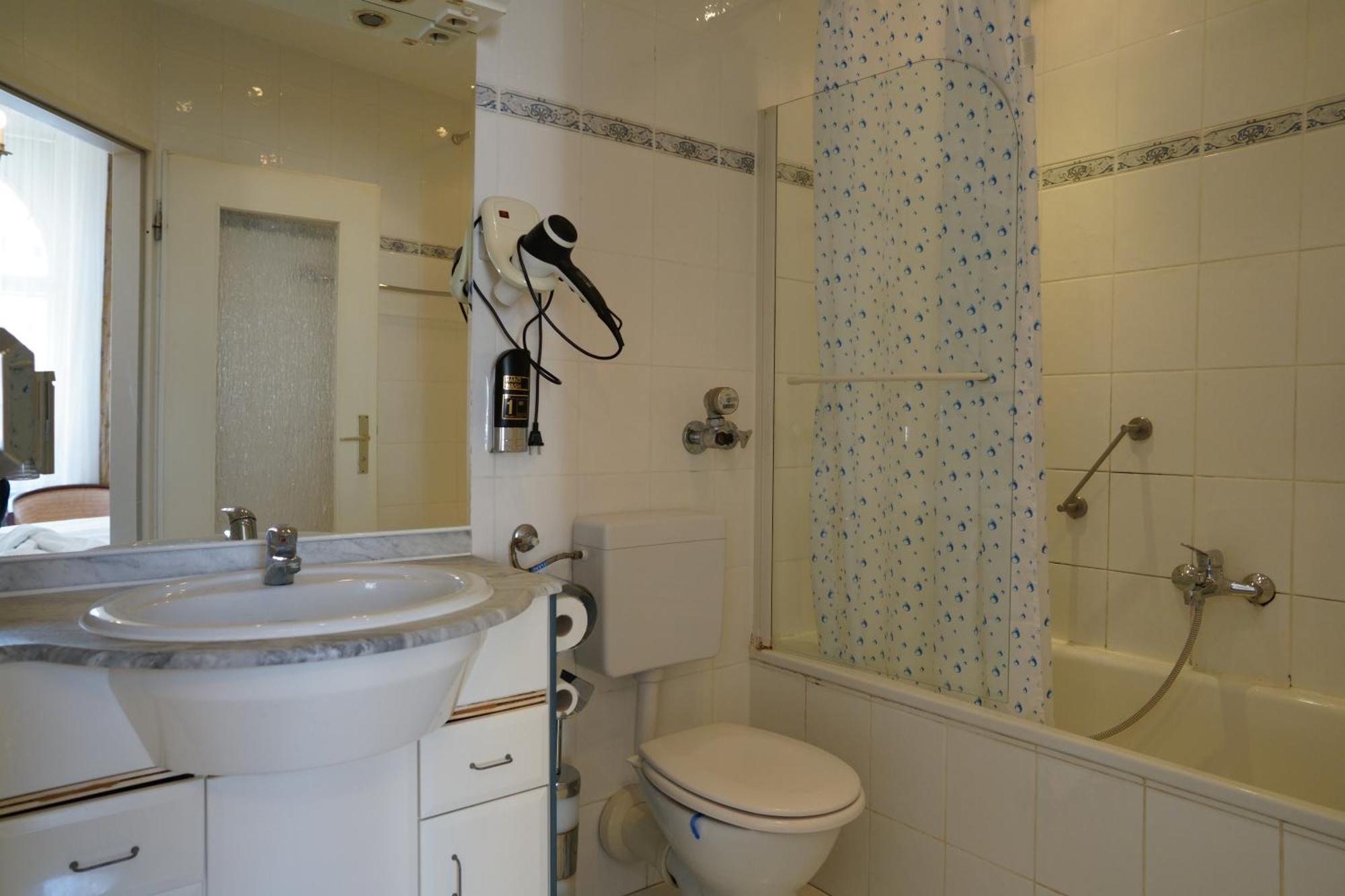 ברלין Hotel Pension Xantener Eck מראה חיצוני תמונה