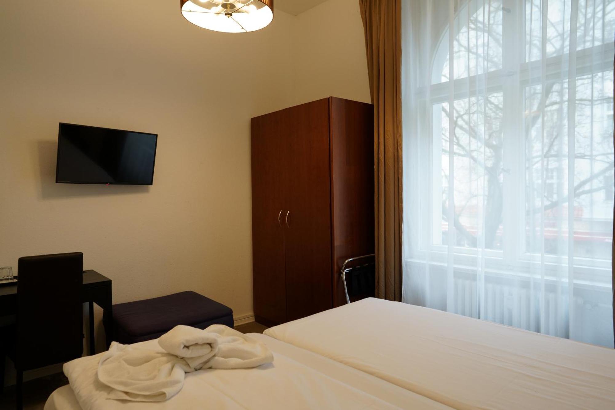 ברלין Hotel Pension Xantener Eck מראה חיצוני תמונה